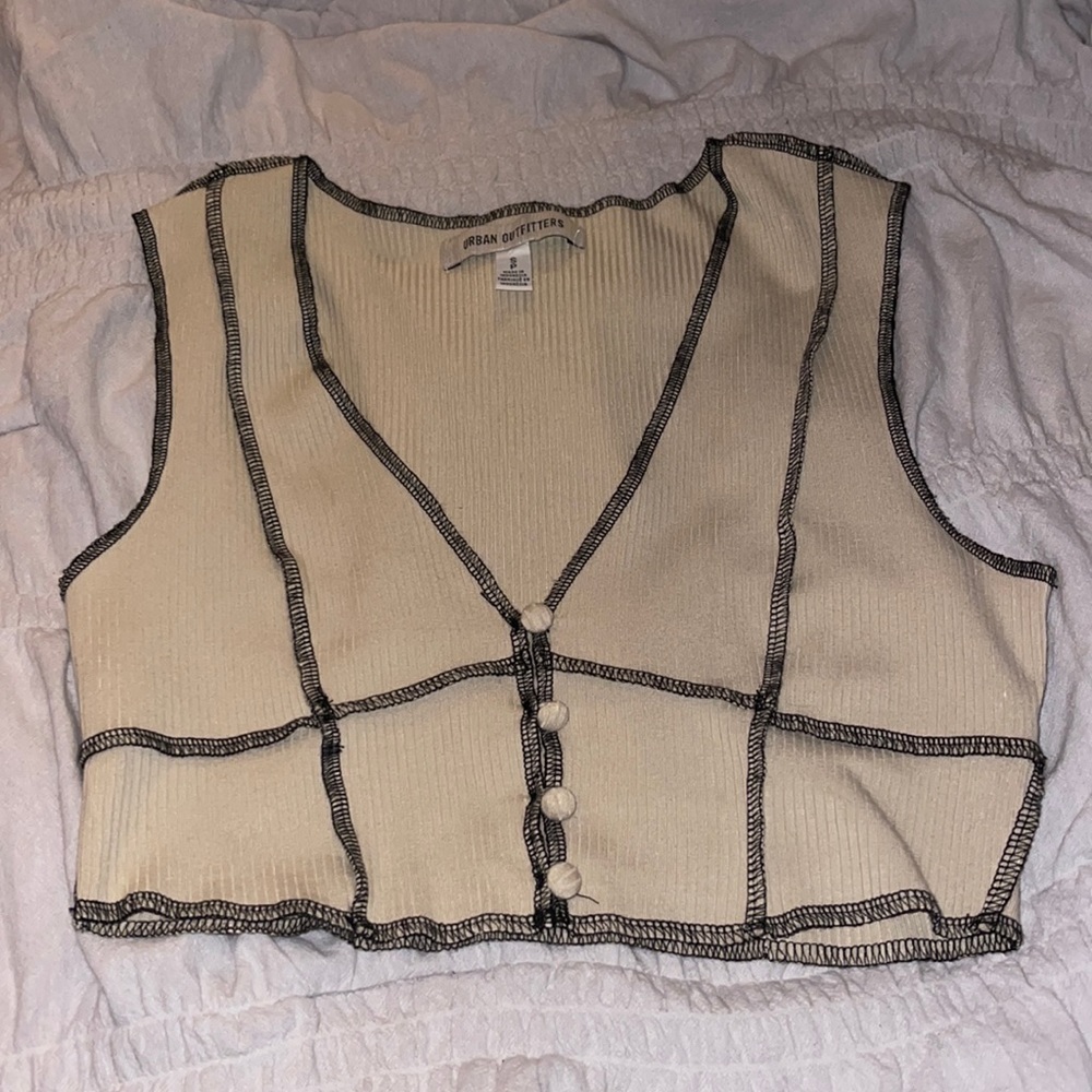 Button Cropped Tank